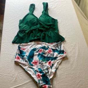 Ferbia Womens Ruffle Bikini wrap swim suit Dark Green size S